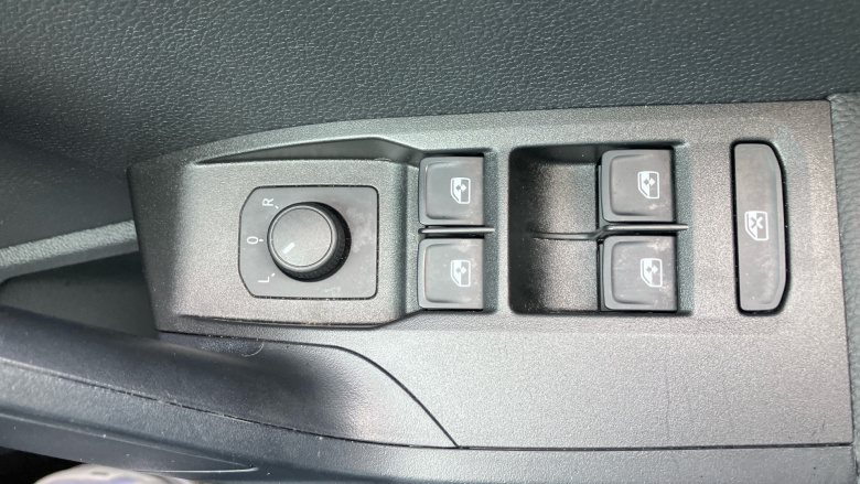 SEAT Arona 1.0 TSI SE Technology 5dr Petrol Hatchback